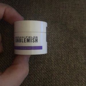Rodan and fields travel size mask unblemish